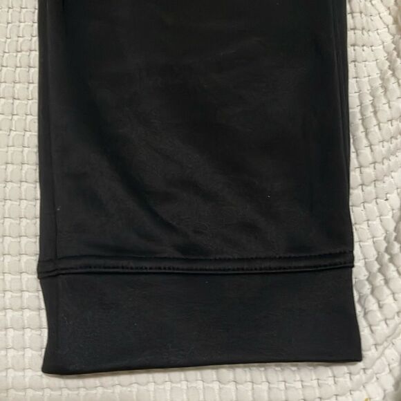 NWT- Champion - men’s 2XL. Game Day Jogger - Picture 3 of 10